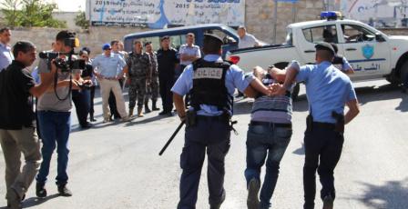 الشرطة تقبض على شخص أطلق النار تجاه منزل نابلس