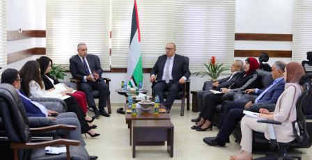 "التعليم العالي" و"بيكا" يبحثان آليات عملية لتنفيذ برامج للتعاون مع عدد من دول آسيا الوسطى
