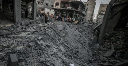 شهيد ومصابون إثر قصف الاحتلال مناطق وسط قطاع غزة