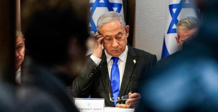 محللون إسرائيليون: رد حماس الإيجابي فاجأ تل أبيب و حشرَ نتنياهو