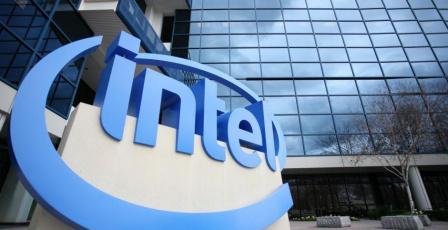 "إنتل" تدخل عالم أجهزة الألعاب المحمولة بشريحة مخصصة ومنصة جديدة