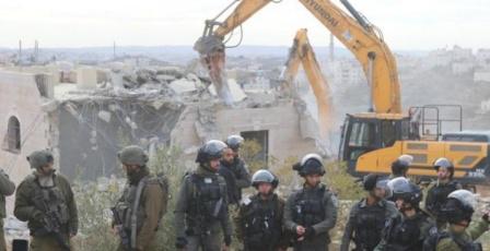 القدس: الاحتلال يمهل مواطنا 10 أيام لهدم منزله ذاتيا