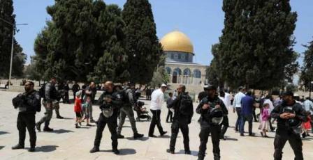524 مستعمرا يقتحمون المسجد الأقصى