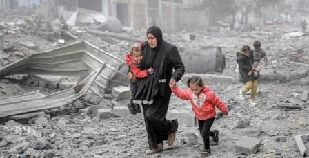 فرنسا تصدر مذكرتَي توقيف ضدّ إسرائيليتين إثر "التواطؤ في الإبادة الجماعية" بغزة