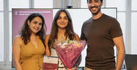 المعمارية رزان أبو دلو تفوز بجائزة " تكتورا " لعام 2025 عن مشروعها "مساحات الصمود" في مخيم عايدة