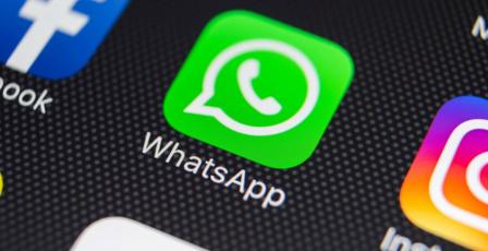 "واتساب" يتيح تحرير وكتابة الرسائل بالذكاء الاصطناعي