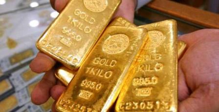 تداول الذهب دون 4000 دولار