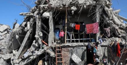 جباليا المدمّرة.. عودة فوق الركام بحثا عن الحياة