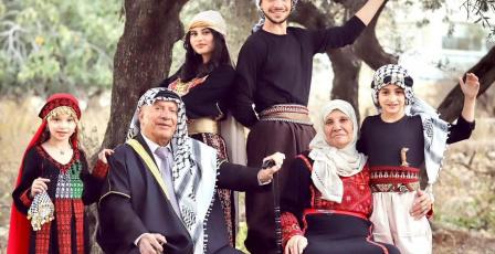 خاص| فرقة «أوف ستيج» تستعد لتقديم العرض التراثي الفلسطيني «تراب وسما» في رام الله