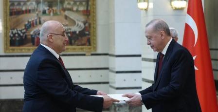 من هو سفير فلسطين الجديد في تركيا نصري أبو جيش؟ 