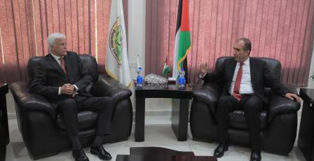 جامعة "خضوري" .. أول مودع للرسائل البحثية في المكتبة الوطنية الفلسطينية