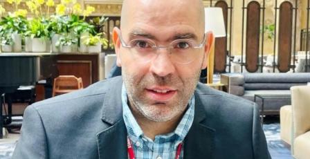 فلسطيني يتولّى منصباً رفيعاً في شركة أمريكية متخصصة بالذكاء الاصطناعي