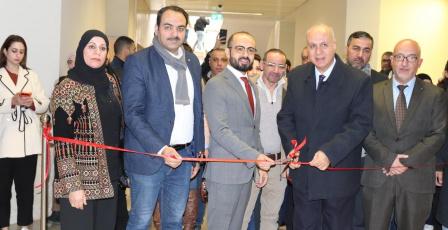 وزير الثقافة يوقع اتفاقية تعاون مع الجامعة العربية الأمريكية ويفتتح معرضاً فنياً تراثياً