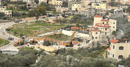 الاحتلال يهدم منزلا في شقبا غرب رام الله