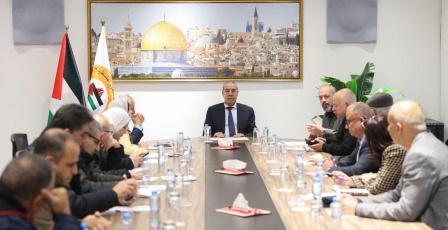 الشيخ يشيد بالدور الوطني لمؤسسات المجتمع المدني