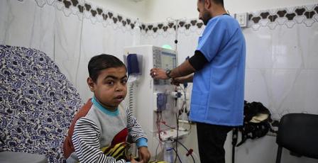 خاص| 46% من الأدوية الأساسية في غزة نفدت بالكامل والنظام الصحي مهدد بالانهيار