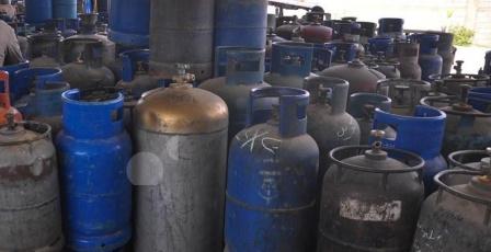 أزمة المحروقات تتجدد.. نقيب أصحاب شركات الغاز يوضح لراية الأسباب ويدعو لعدم التهافت