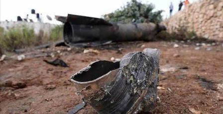 الشرطة: تلقينا بلاغات تفيد بسقوط شظايا صواريخ في محافظات بالضفة