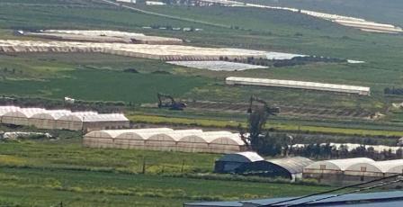 الاحتلال يواصل شق طريق استعماري شرق طمون جنوب طوباس