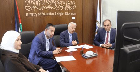 وزارتا التربية والثقافة تنظمان فعالية مركزية إلكترونية بعنوان "مدارس فلسطين تقرأ"