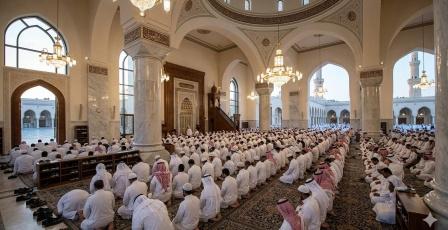 موعد وقت صلاة عيد الفطر 2026 في السعودية – مواقيت الصلاة الرياض وكل المدن 1447