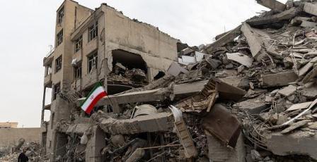 قتلى بهجمات واسعة على إيران ورشقات صاروخية على إسرائيل