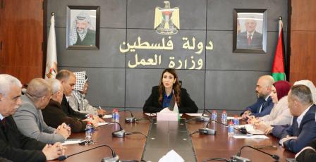 وزارة العمل تعزز صمود المواطنين في قلقيلية وتفتح آفاقاً جديدة للتشغيل والتدريب