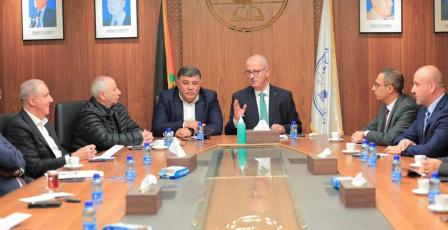 مؤسسات نابلس تحذّر من  أزمة مالية خانقة تهدد مستشفى النجاح الوطني الجامعي