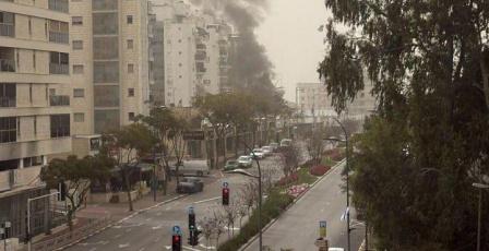 إصابات وأضرار في كريات آتا وحيفا بعد سقوط صاروخ من إيران