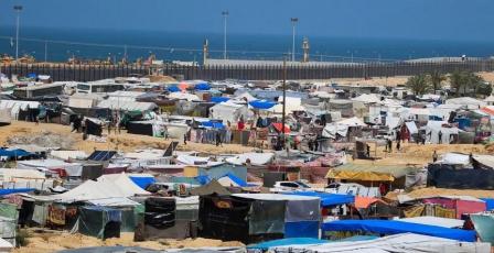 إصابتان برصاص بحرية الاحتلال في مواصي خان يونس