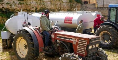 بالصور| وكالة بيت مال القدس تختتم مشروع "صمود" الزراعي في قرى محافظة القدس