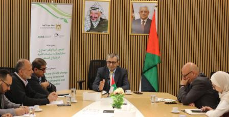 م. سمحان يترأس اجتماعاً لبحث القضايا البيئية في المحافظات وتعزيز العمل المؤسسي