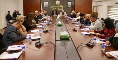 وزارة العمل والاحصاء الفلسطيني يطلقان دورة تدريبية مشتركة لتعزيز جودة البيانات وتطوير مؤشرات سوق العمل.