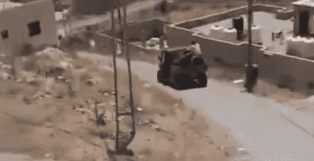 مستوطنون يسرقون أنابيب مياه من منطقة "خلايل اللوز" ببيت لحم