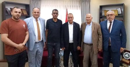 قطامي يبحث احتياجات جامعة القدس المفتوحة في جنين ويؤكد أولوية دعم المشاريع التعليمية
