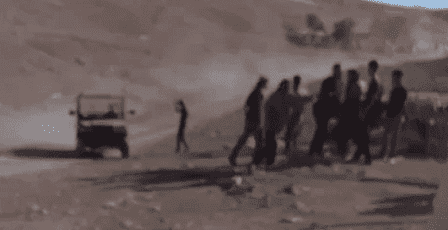 إصابات واعتقالات في هجوم للمستوطنين بمحيط الخان الأحمر شرق القدس
