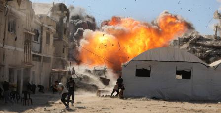 4 إصابات في غارة للاحتلال وسط قطاع غزة