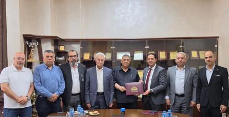 "فلسطين الأهلية" توقع اتفاقية لدعم 100 طالب مقدسي مع المؤتمر الوطني ووكالة بيت مال القدس