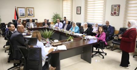 مجلس إدارة المدرسة الوطنية الفلسطينية للإدارة يعقد جلسته الثانية لعام 2026