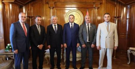 عصفور يسلم رئيس الوزراء الليبي رسالة من رئيس الوزراء ويبحثان تعزيز الشراكة الصناعي