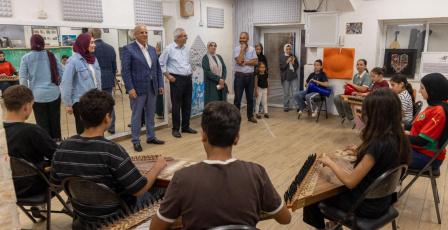 وفد من "بيت مال القدس" يتفقد المدارس الصيفية ويؤكد استمرار دعم الأطفال والمؤسسات المقدسية