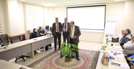 أبو زيد: الاستثمار في القيادات الوطنية يعزز كفاءة الأداء المؤسسي