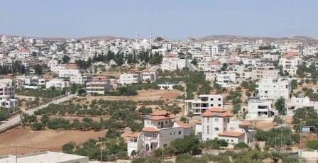 الاحتلال يخطر بالاستيلاء على أراض في دير دبوان وشق طريق شرق رام الله