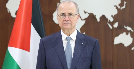 رئيس الوزراء يبحث مع وزير الخارجية البريطاني تطورات الأوضاع في فلسطين