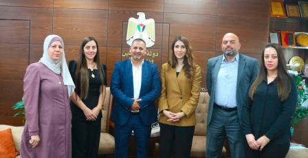 "وزارة العمل "و"جو جلوبال" تتفقان على تطوير برامج تدريبية متخصصة في الذكاء الاصطناعي والأمن السيبراني وتوسيع فرص التشغيل للشباب.