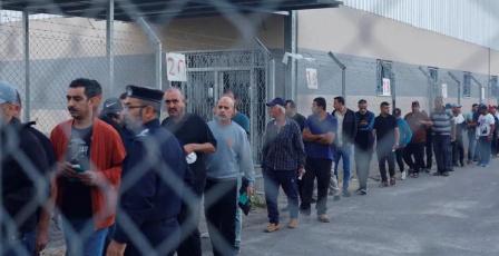 خاص | بوادر أمل بعودة العمال الفلسطينيين إلى الداخل بعد تجميد استقدام الأجانب
