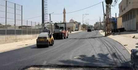 بلدية جنين تبدأ إعادة تأهيل "شارع الكوري" وتستعد لإطلاق مشاريع طرق جديدة