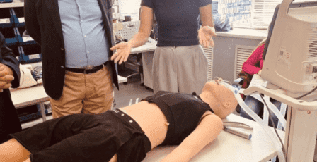 وفد جامعة القدس يبحث مع شركة Medvision الروسية إنشاء مركز متكامل للمحاكاة الطبية في كلية الطب