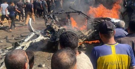 شهيدان في قصف مسيرة للاحتلال مركبة في مواصي خانيونس