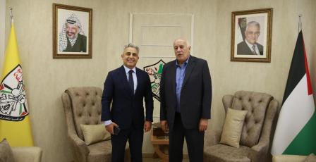 الرجوب يلتقي السفير المصري ويؤكد عمق العلاقات بين البلدين